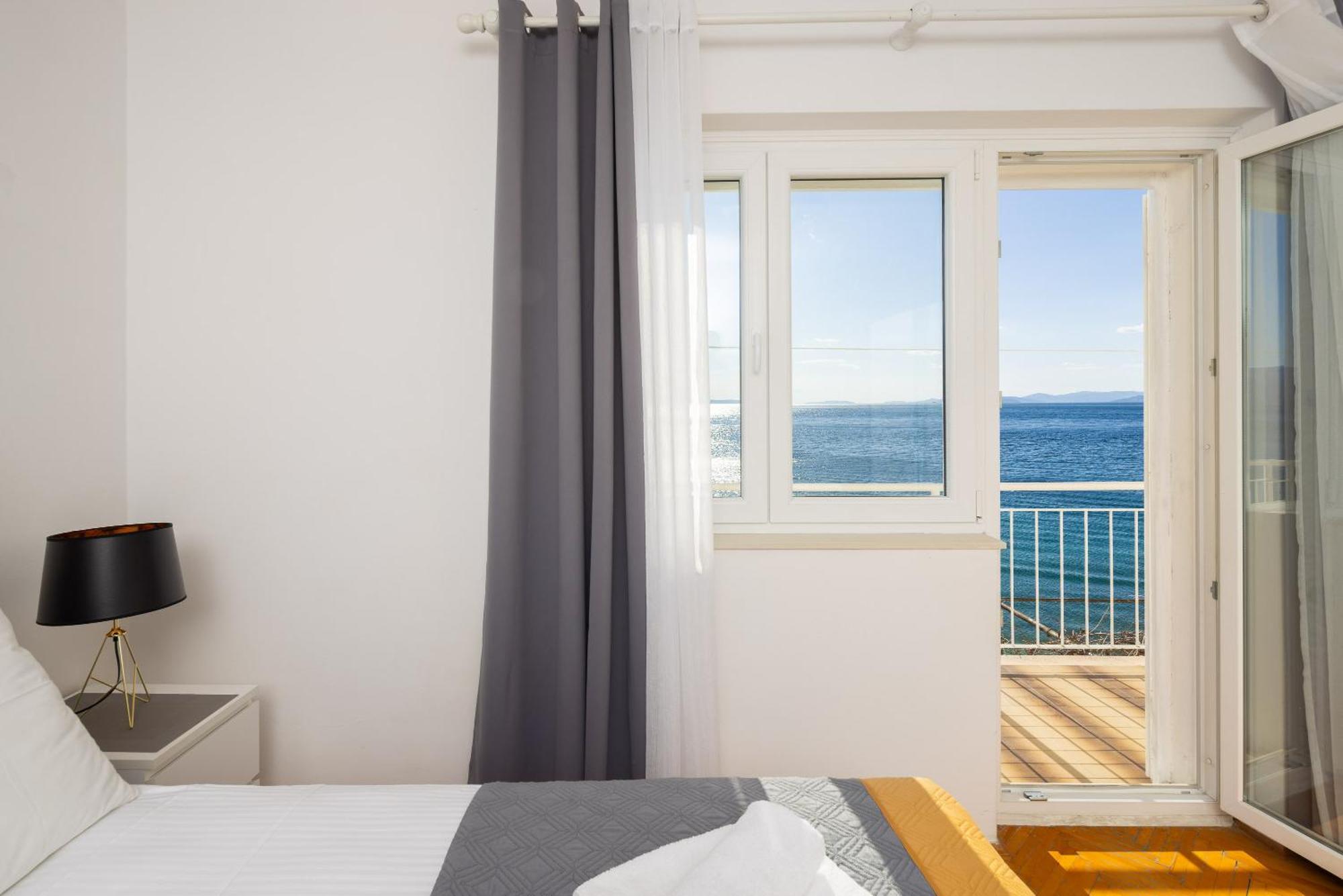 Seaside Apartment Blue Dugi Rat Eksteriør bilde