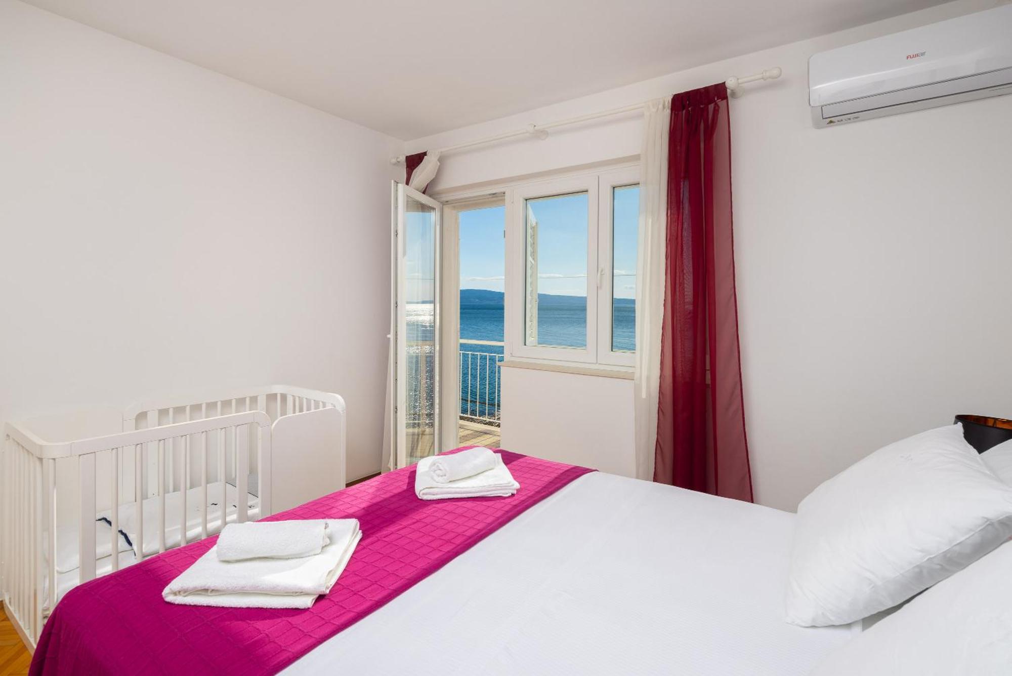 Seaside Apartment Blue Dugi Rat Eksteriør bilde